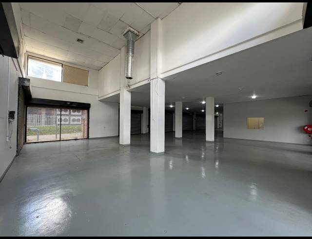2,616M² WAREHOUSE TO LET IN STRIJDOMPARK